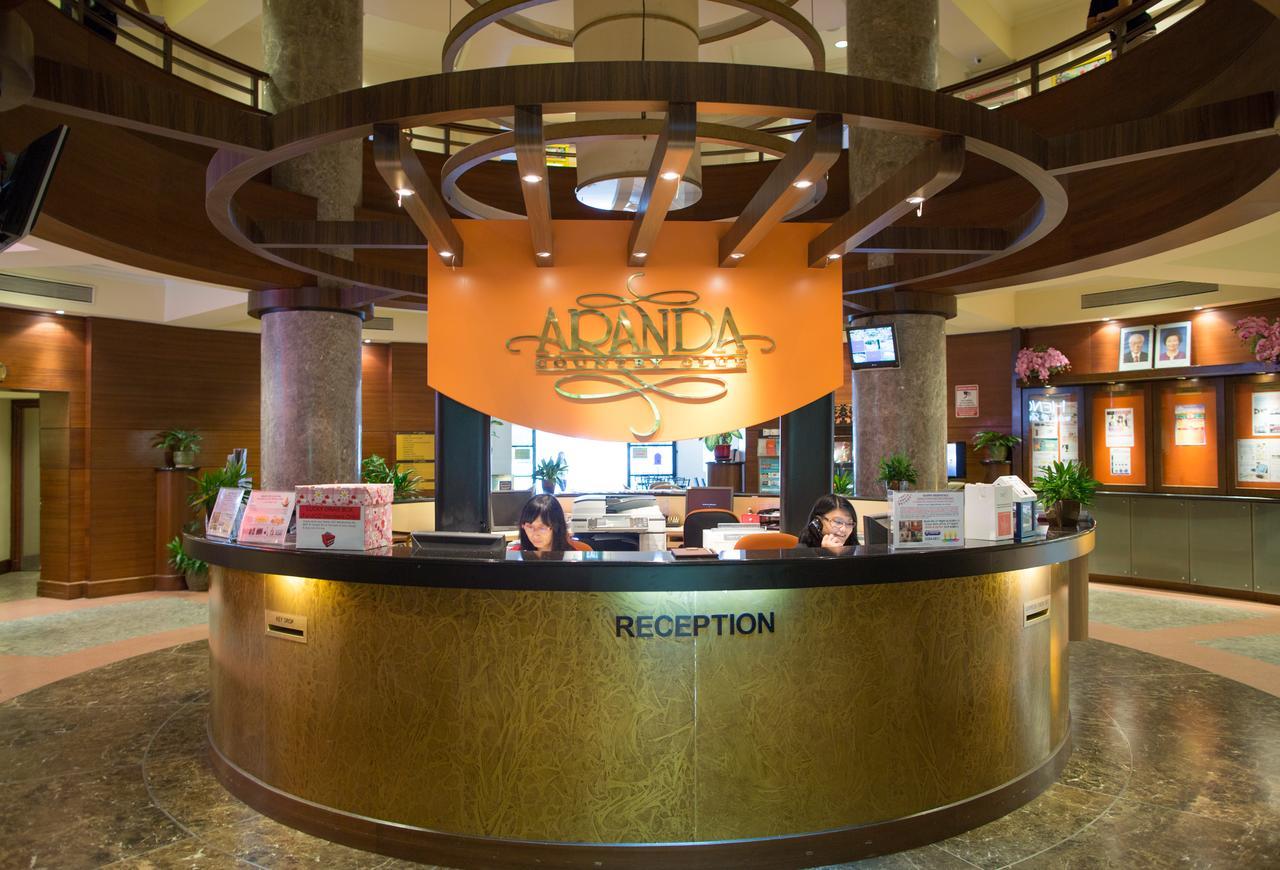 Aranda Country Club Hotel Singapore Exterior photo