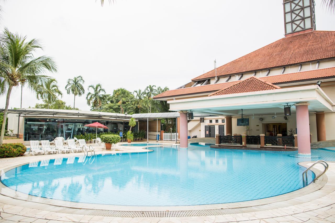 Aranda Country Club Hotel Singapore Exterior photo